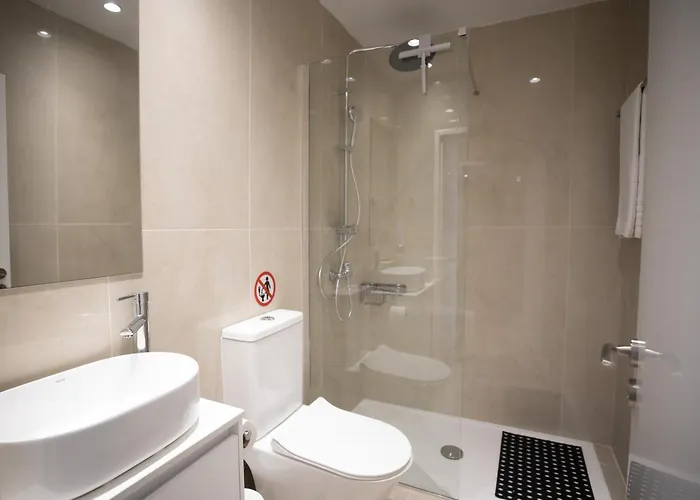 Vivid Chalkokondili *