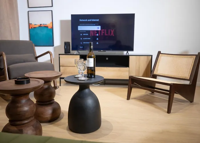 Vivid Chalkokondili *